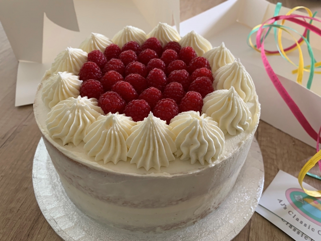 gluten-free-vanilla-celebration-cake-february-2023-2.jpg