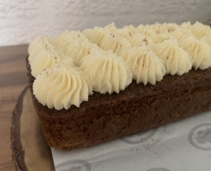 gluten-free-butternut-squash-loaf-with-cream-cheese-frosting-october-2025-new-8.jpeg