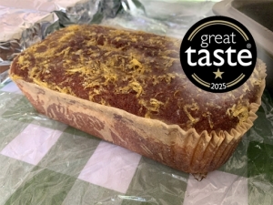 gluten-free-lemon-drizzle-loaf-with-great-taste-logo-august-2025-2.jpg