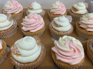 vanilla-cupcake-selection-april-2021-4.jpg